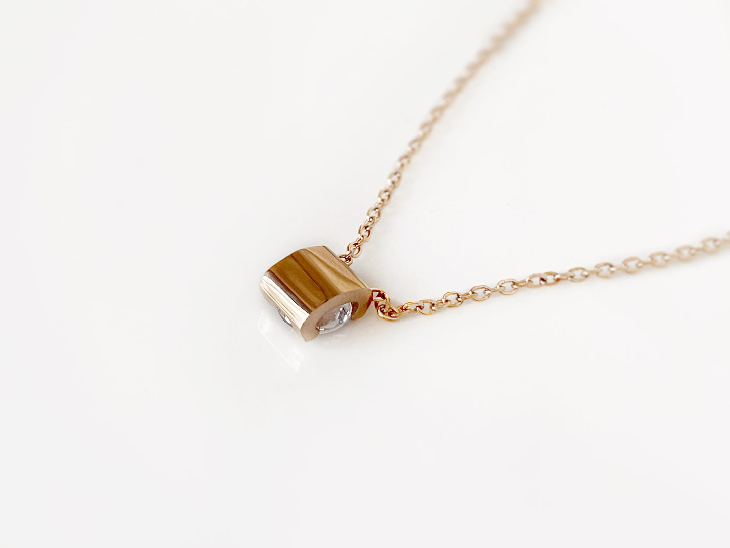 White sapphire solitaire necklace, 1ct solitaire dainty necklace, single stone pendant necklace, gift for her, gift for Mother