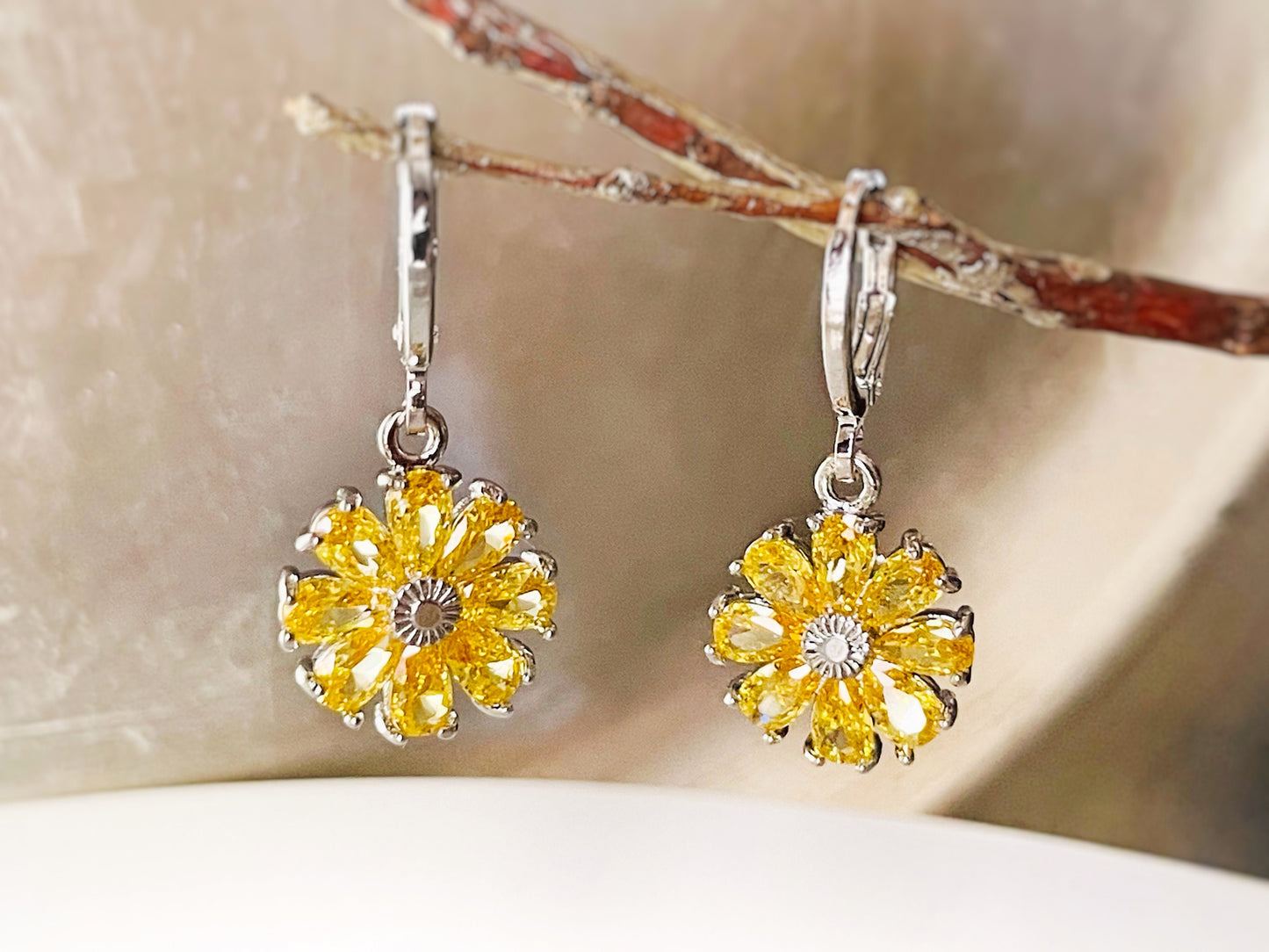 Citrine flower dangle earrings, yellow gemstone daisy flower earrings, November birthstone earrings, gift for mom, gift for her