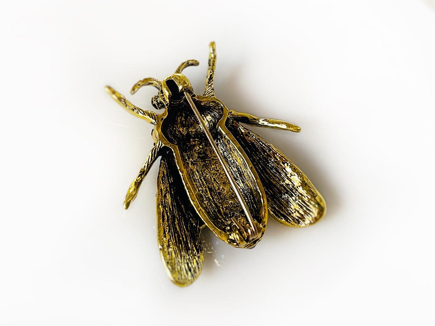 Brown crystal bee brooch antique gold, topaz brown crystal animal pin, statement crystal bee brooch, gift for her, gift for mom