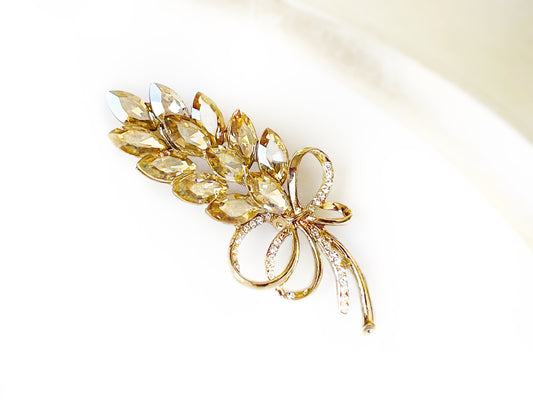 Fancy crystal bouquet brooch gold, ruby red flower wedding brooch, dark red color crystal bridal brooch, gift for her, gift for mom